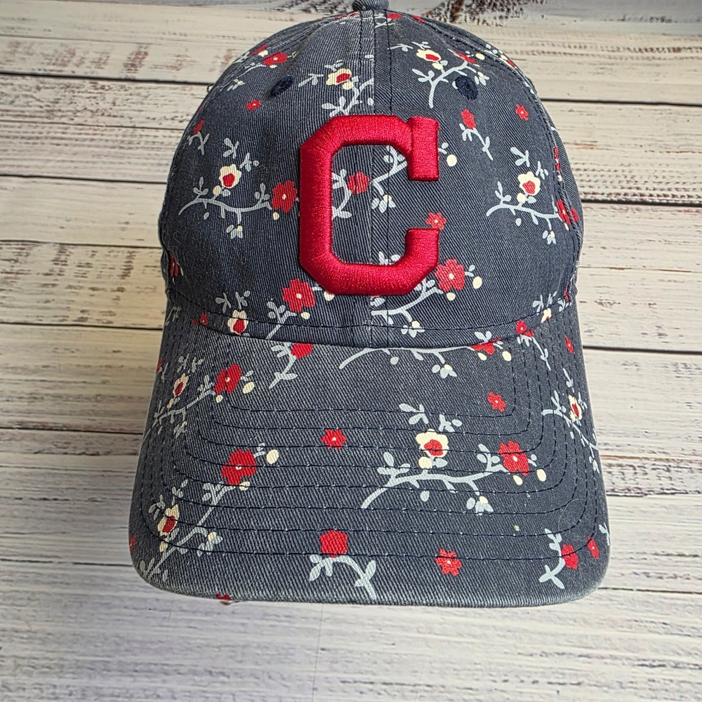 New Era 9TWENTY Women Cleveland Guardians Navy Blue Floral Baseball Hat C Logo